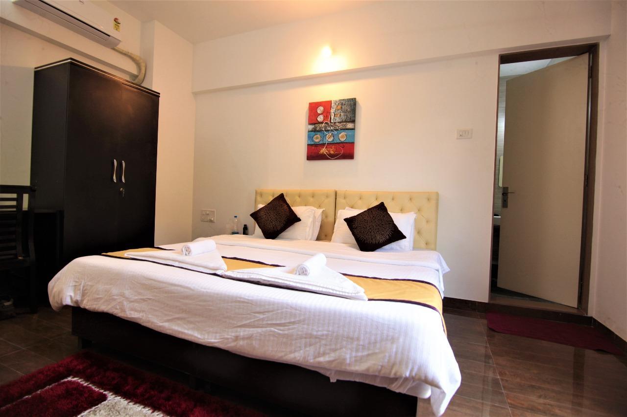 Veridical Hospitality, Baner - Pune Bed & Breakfast Bagian luar foto