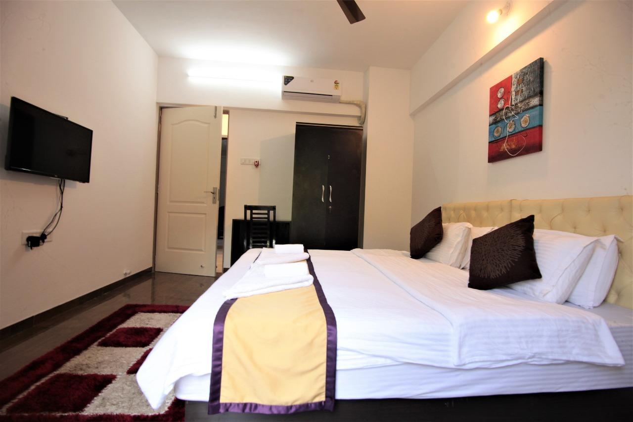 Veridical Hospitality, Baner - Pune Bed & Breakfast Bagian luar foto